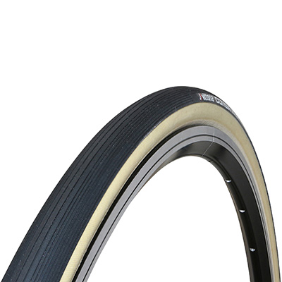 BOYAU ROUTE 700 X 25 VITTORIA CORSA NOIR-FLANCS MIEL GRAPHENE 290G (OFFRE SPECIALE)