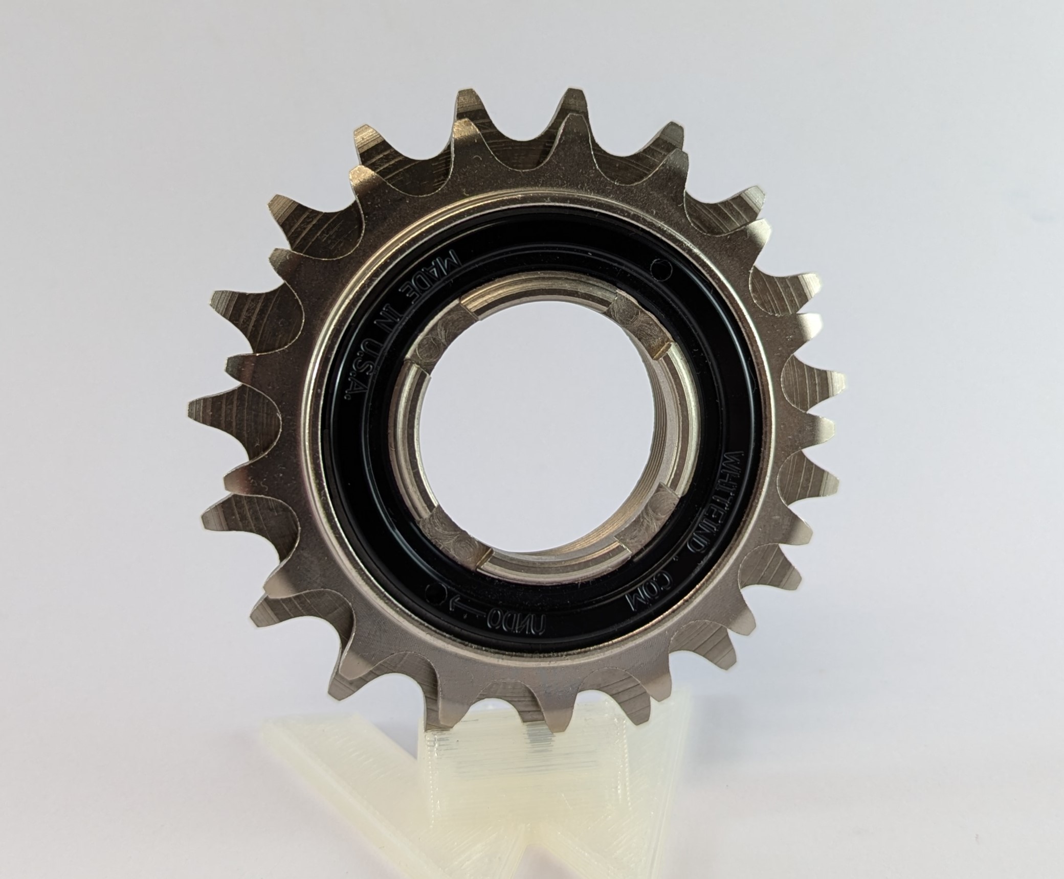 WHITE INDUSTRIES SINGLESPEED DOUBLE FREEWHEEL STANDARD ENGAGEMENT, 3/32", 20/22 Z., STEEL/BLACK WHITE INDUSTRIES SINGLESPEED DOUBLE FREEWHEEL STANDARD ENGAGEMENT, 3/32", 20/22 Z., STEEL/BLACK
