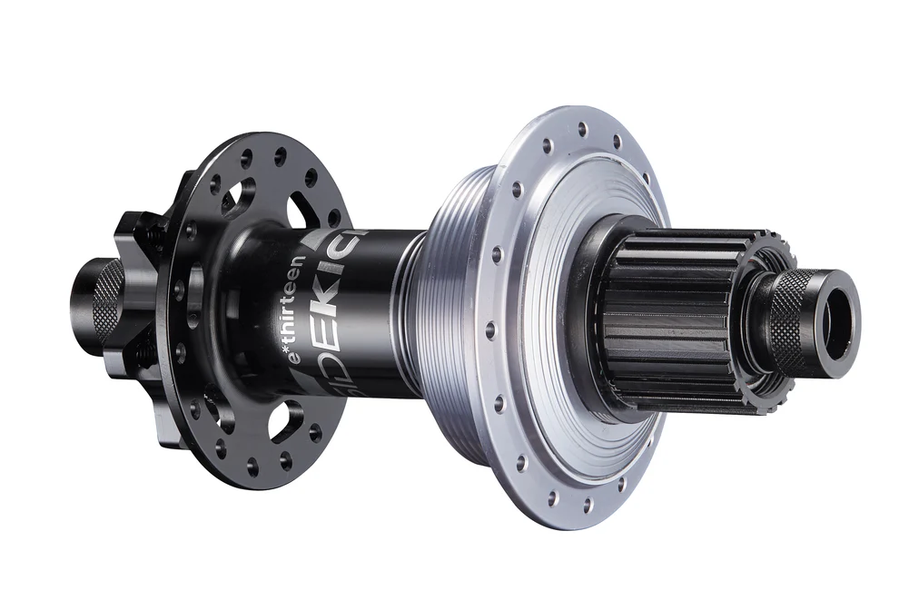 E*THIRTEEN SIDEKICK BOOST HUB RW, 32 H., 148X12MM, HG, BLACK/STERLING SILVER E*THIRTEEN SIDEKICK BOOST HUB RW, 32 H., 148X12MM, HG, BLACK/STERLING SILVER