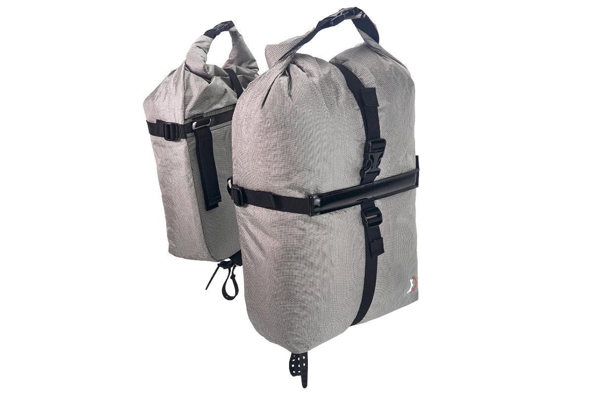 REVELATE DESIGNS NANO PANIERS, 7-11L, GREY/GRAPHITE REVELATE DESIGNS NANO PANIERS, 7-11L, GREY/GRAPHITE
