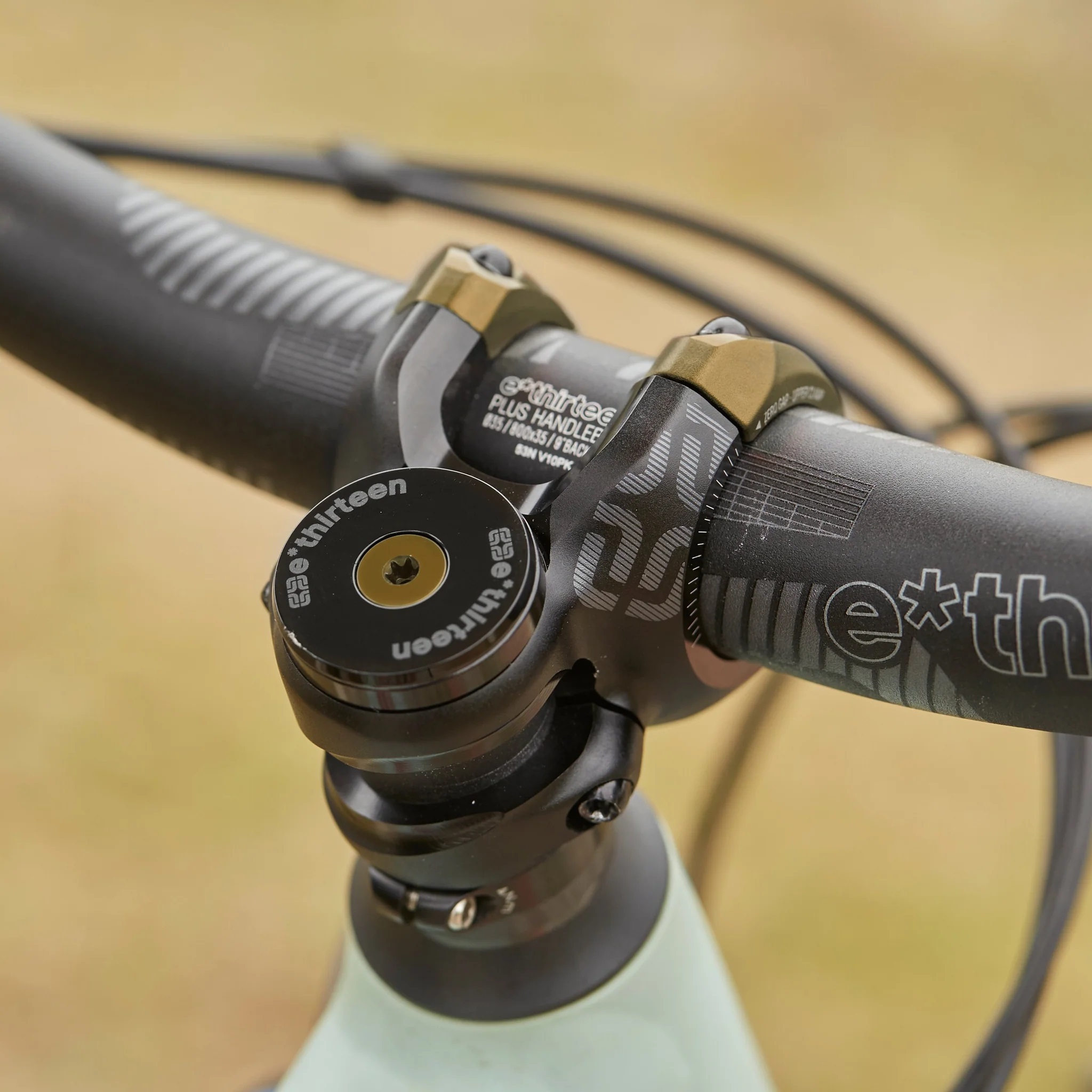 E*THIRTEEN AHEAD CAP, INCL. BOLTS AND SPACERS, BRONZE E*THIRTEEN AHEAD CAP, INCL. BOLTS AND SPACERS, BRONZE
