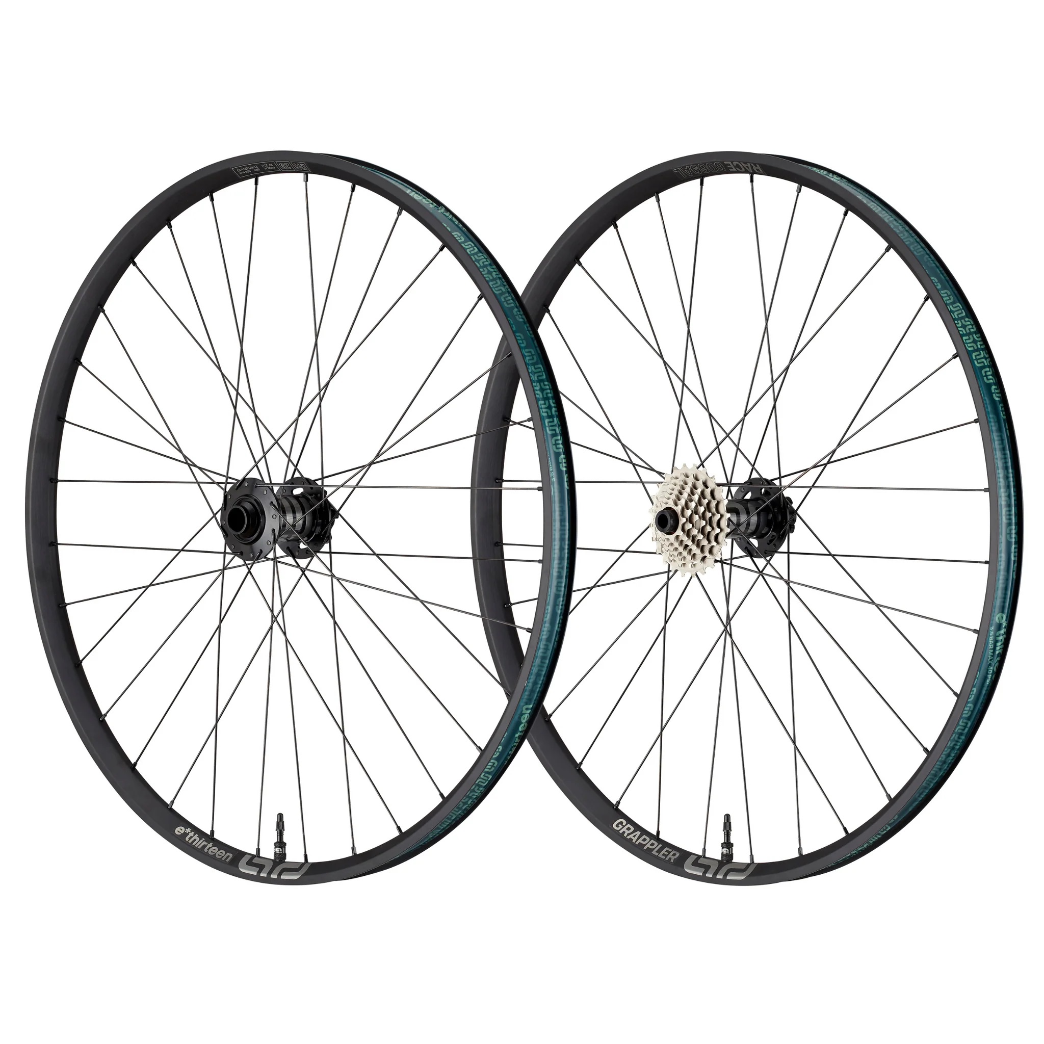 E*THIRTEEN GRAPPLER DH RACE WHEEL RW, 29", 150/157X12MM, 7-FACH 9-24Z. DM KASSETTE, 32 H., 30MM, E*THIRTEEN GRAPPLER DH RACE WHEEL RW, 29", 150/157X12MM, 7-FACH 9-24Z. DM KASSETTE, 32 H., 30MM,