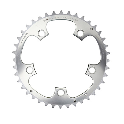 PLATEAU ROUTE 5BRA D.110 TA ZEPHYR 40DTS EXTERIEUR ARGENT ALU 7075 TYPE SHIMANO 9-10V. PLATEAU ROUTE 5BRA D.110 TA ZEPHYR 40DTS EXTERIEUR ARGENT ALU 7075 TYPE SHIMANO 9-10V.