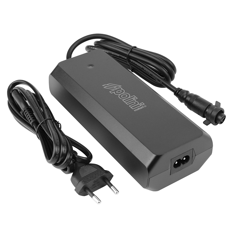 CHARGEUR BATTERIE POLINI EP3+ 3AH UE 220-240V POUR BATTERIE EVO REF 955.830.032 CHARGEUR BATTERIE POLINI EP3+ 3AH UE 220-240V POUR BATTERIE EVO REF 955.830.032