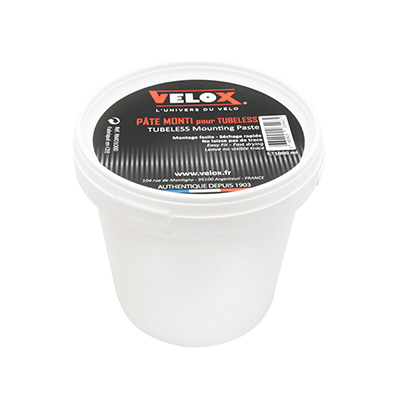 PATE DE MONTAGE PNEU TUBELESS VELOX (1 L) PATE DE MONTAGE PNEU TUBELESS VELOX (1 L)