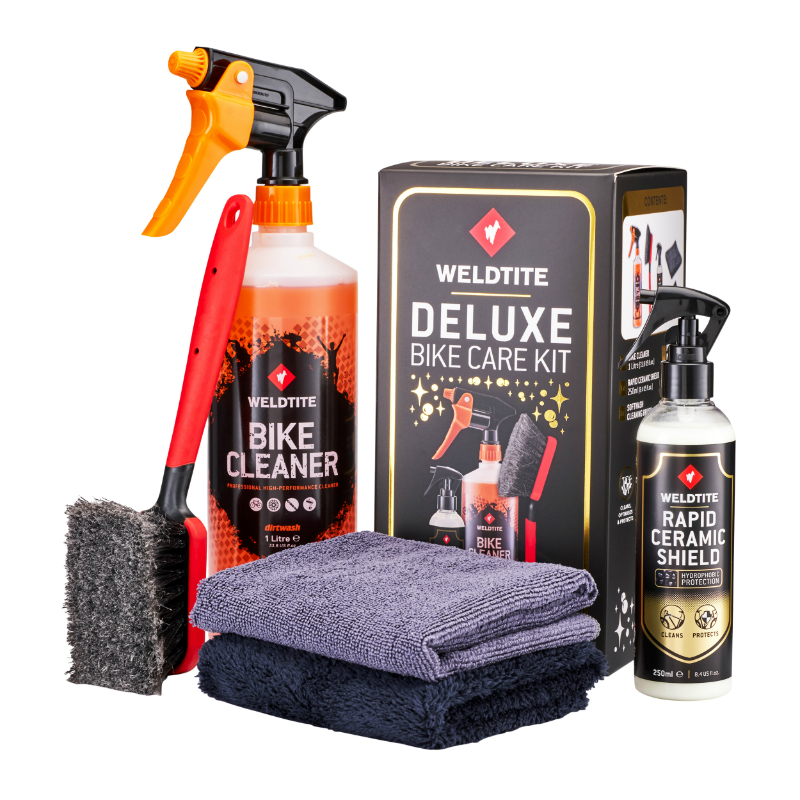 PACK NETTOYANT VELO WELDTITE BIKE CARE DE LUXE POUR CADRE CARBONE ET PEINT - CONTIENT 1 BIKE CLEANER 1L, 1 PROTECTEUR CERAMIQUE 250ML, 2 LINGETTES ET 1 BROSSE PACK NETTOYANT VELO WELDTITE BIKE CARE DE LUXE POUR CADRE CARBONE ET PEINT - CONTIENT 1 BIKE CLEANER 1L, 1 PROTECTEUR CERAMIQUE 250ML, 2 LINGETTES ET 1 BROSSE