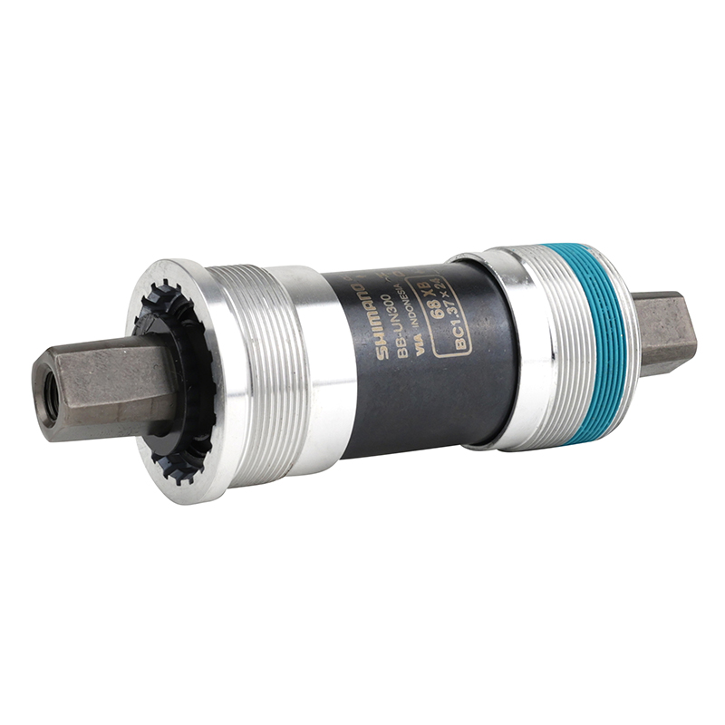 BOITIER PEDALIER SHIMANO CARRE UN300 115MM (BOITE DE 68) FILETAGE ANGLAIS - BSC - 1,37X24 (MONTAGE ATELIER) BOITIER PEDALIER SHIMANO CARRE UN300 115MM (BOITE DE 68) FILETAGE ANGLAIS - BSC - 1,37X24 (MONTAGE ATELIER)